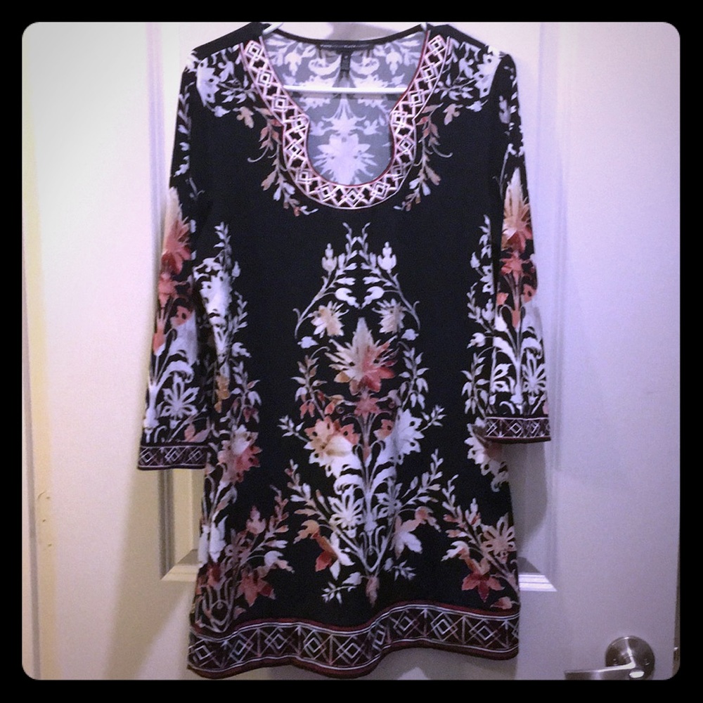 White House Black Market Tunic